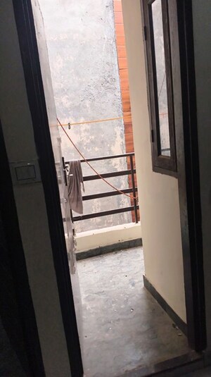 1 RK Builder Floor For Rent in Uttam Nagar