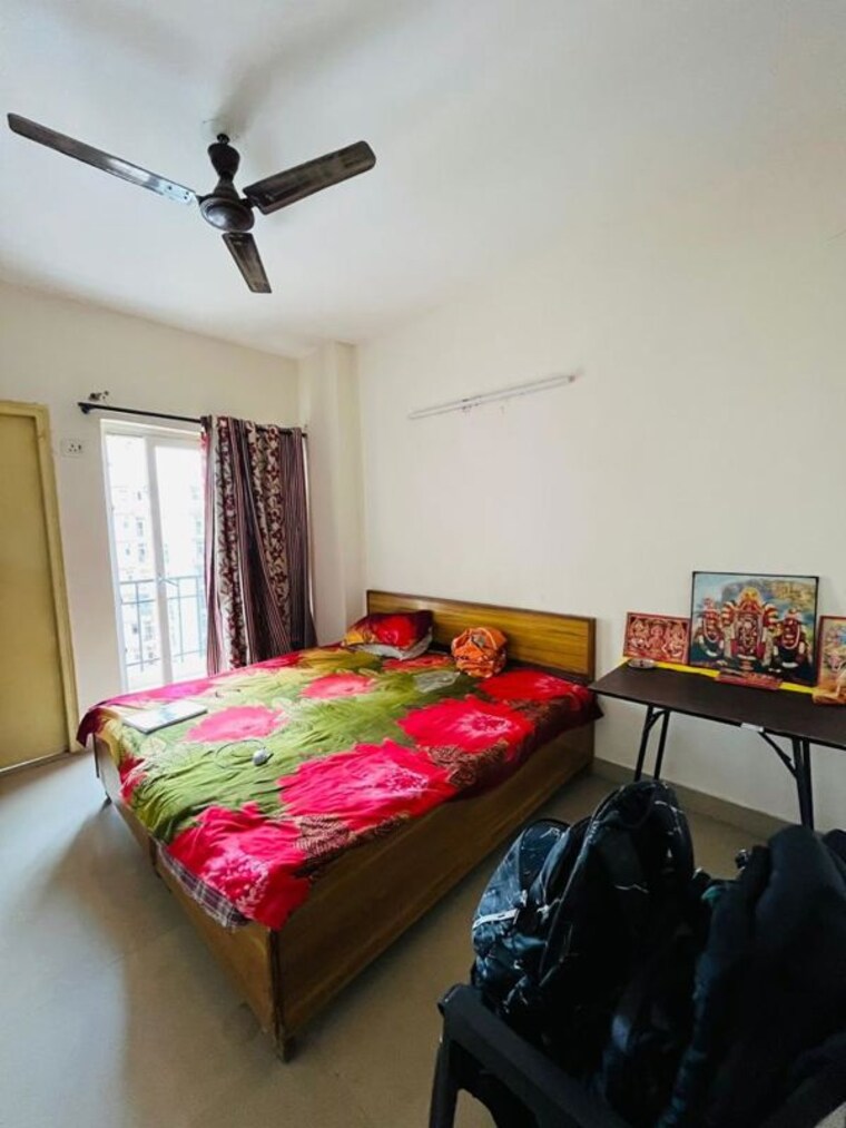 Bedroom, parsvnath-platinum 2 Bedroom 1200 Sq.Ft. Apartment In Sector Swarn Nagri Greater Noida 10534128