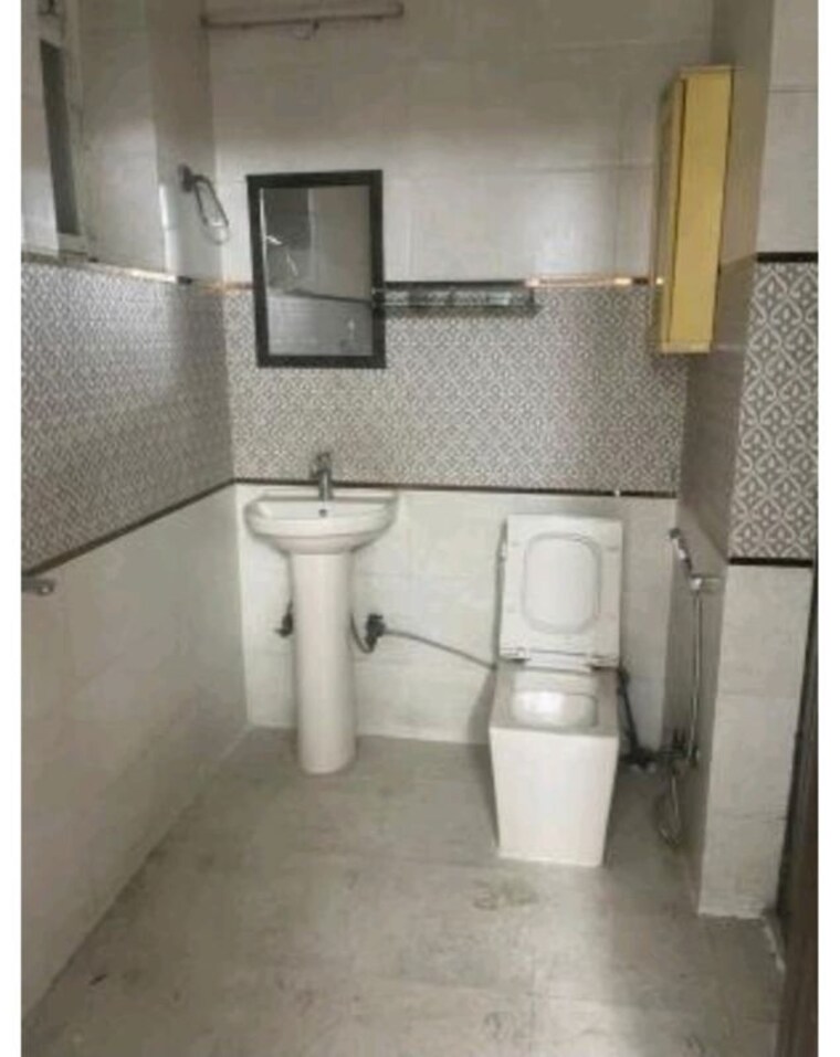 Bathroom, dwarka 3 Bedroom 1750 Sq.Ft. Apartment In Dwarka Delhi 10534152