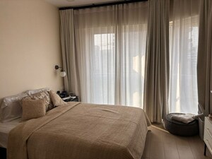 Bedroom in 2 BHK Apartment at Khar West – for Rent