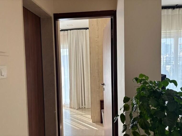 Entrance, khar west 2 Bedroom 700 Sq.Ft. Apartment In Khar West Mumbai 10534138