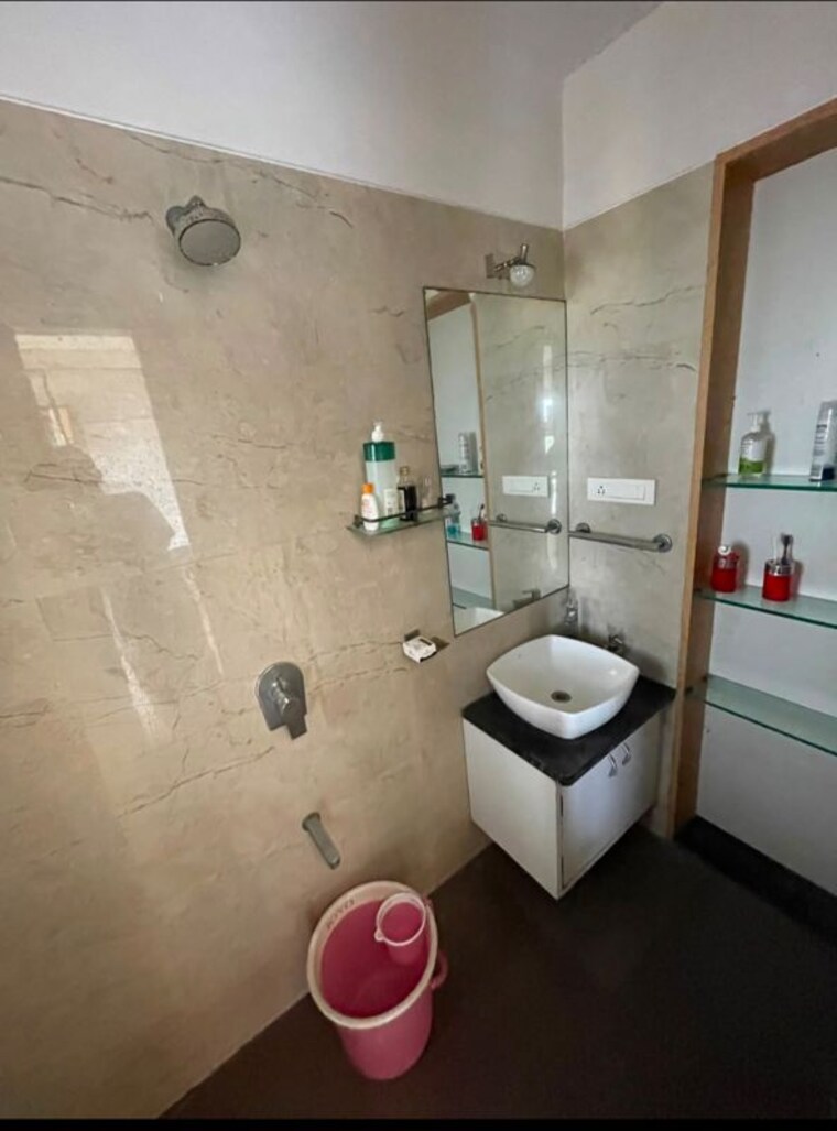 Bathroom, chirag-bhagat-grandeur 2 Bedroom 897 Sq.Ft. Apartment In Malad West Mumbai 10534171