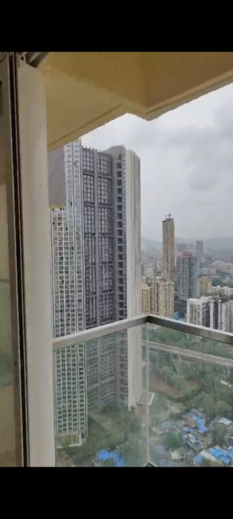 Balcony, sheth-montana 2 Bedroom 960 Sq.Ft. Apartment In Mulund West Mumbai 10534200
