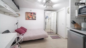 Bedroom in Studio Apartment at Mant – for Sale