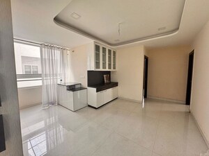 Room in 3 BHK Apartment at Venkateshwara Apartment Himayath Nagar, Himayath Nagar – for Sale