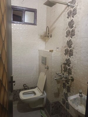 Bathroom in 2 BHK Builder Floor at Uttam Nagar – for Rent