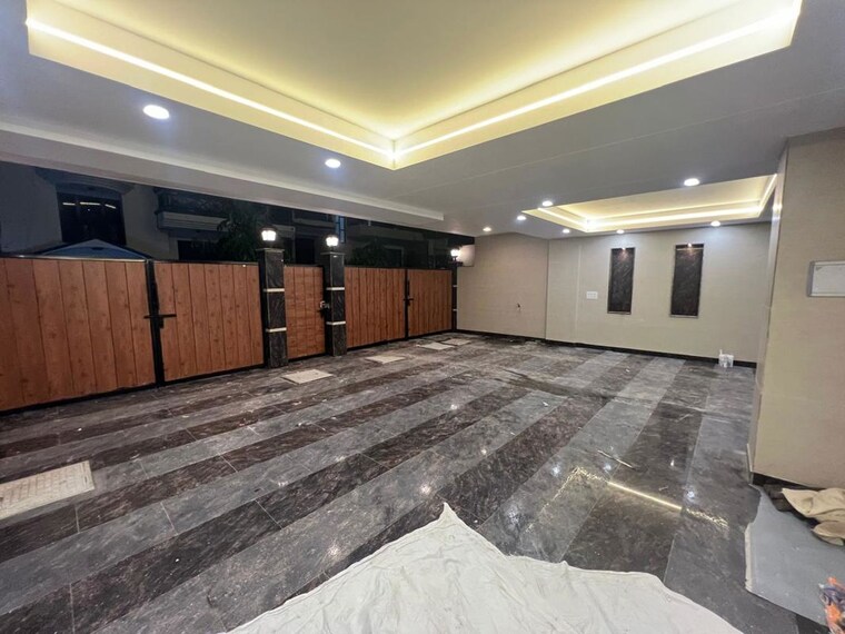 Exterior View, chittaranjan park 3 Bedroom 200 Sq.Ft. Builder Floor In Chittaranjan Park Delhi 10534235