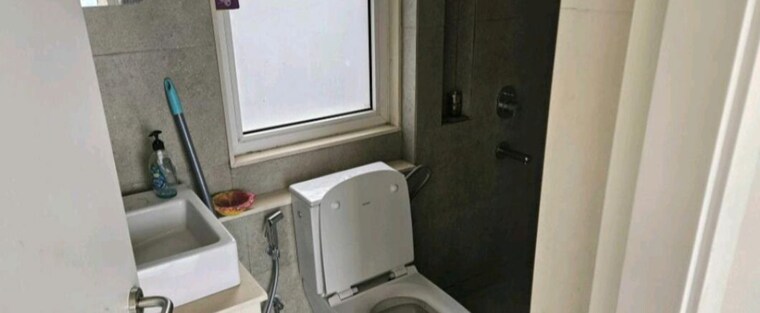 Bathroom, tata-serein 2 Bedroom 757 Sq.Ft. Apartment In Pokhran Road No Two Thane 10534236