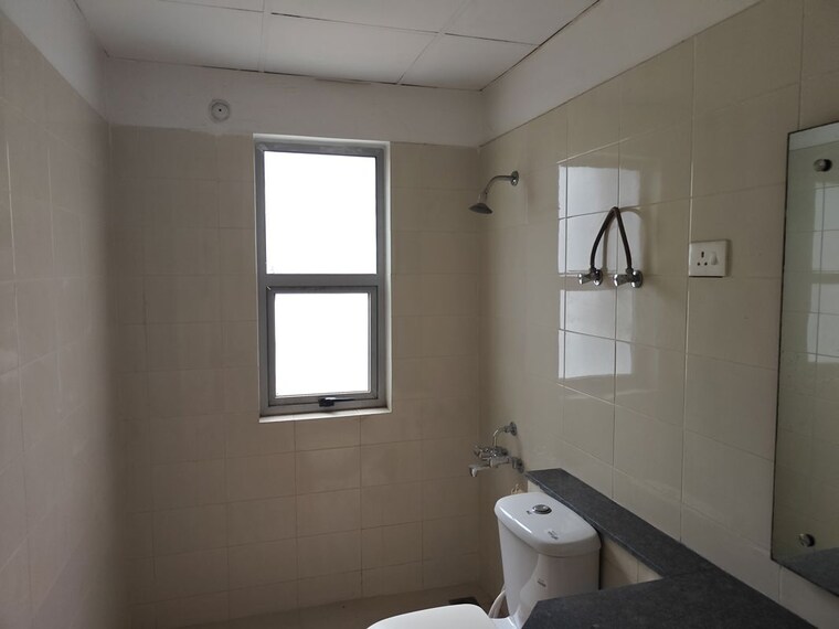 Bathroom, vatika-city-homes 3 Bedroom 1740 Sq.Ft. Apartment In Sector 83 Gurgaon 10534246