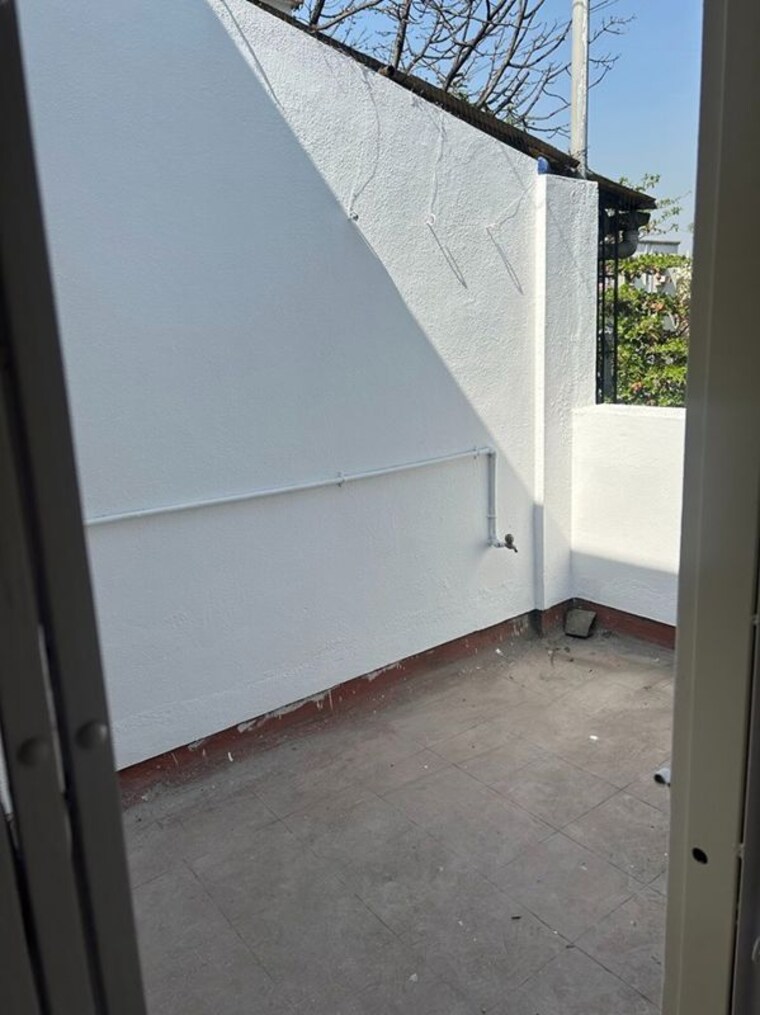 Terrace, mahesh-society 2 Bedroom 850 Sq.Ft. Apartment In Bibwewadi Pune 10534260
