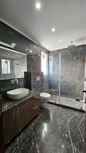 Kitchen in 4 BHK Builder Floor at DLF Independent Floors, Dlf City Phase 3 – for Rent