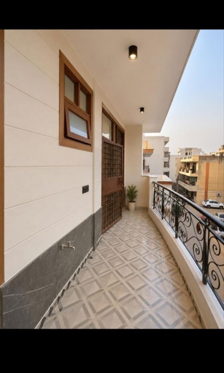 Balcony, bptp-park-elite-floors 3 Bedroom 250 Sq.Ft. Apartment In Sector 85 Faridabad 10534299