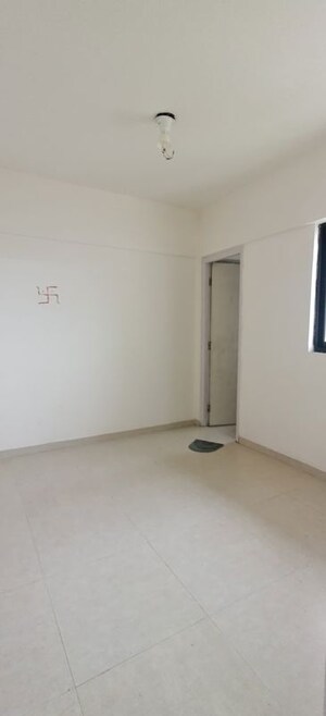 2 BHK Apartment For Rent in Runwal Gardens North Avenue, Dombivli East