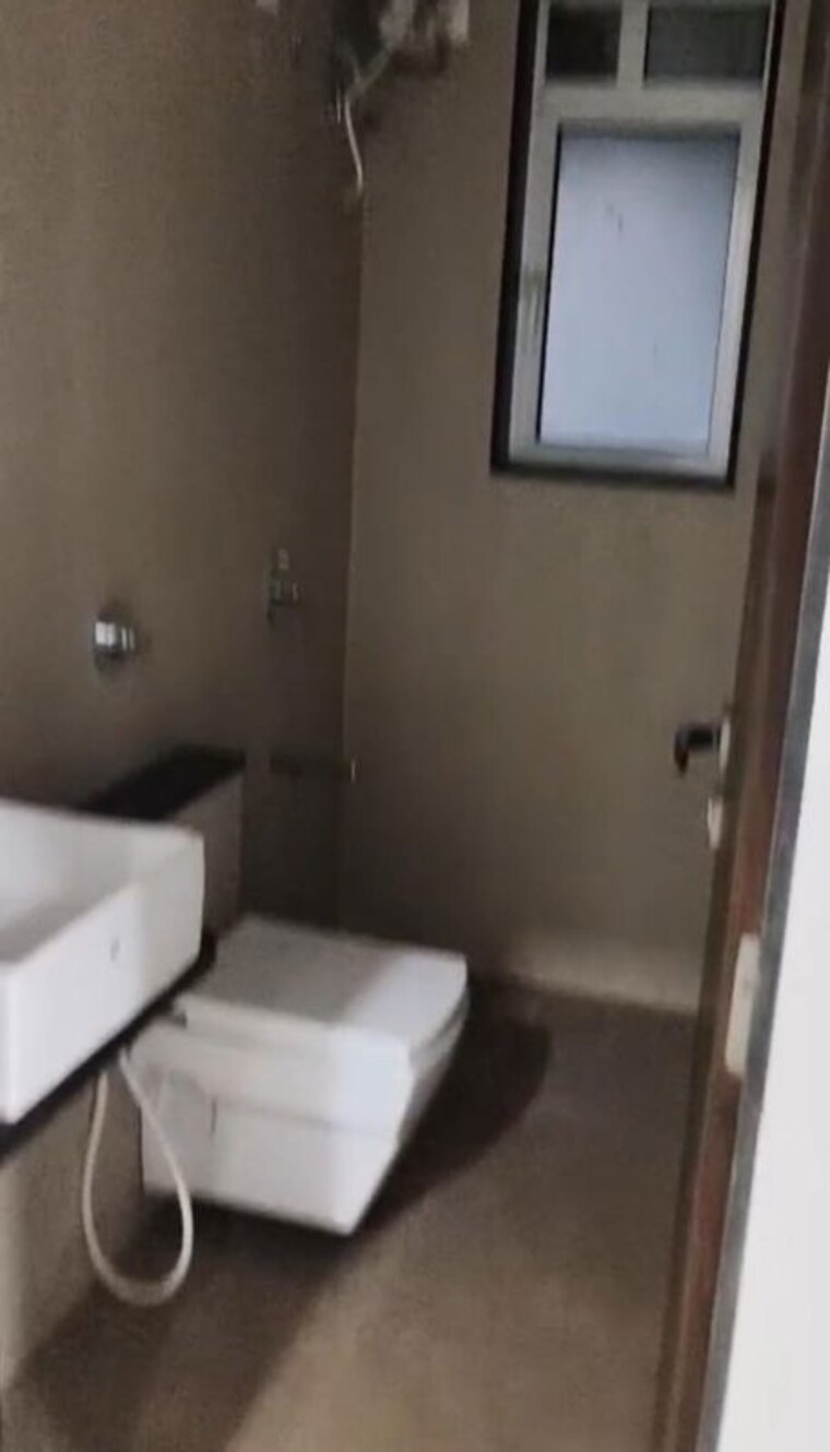 Bathroom, jai-ganesh-chs-jb-nagar 1 Bedroom 550 Sq.Ft. Apartment In Jb Nagar Mumbai 10534351