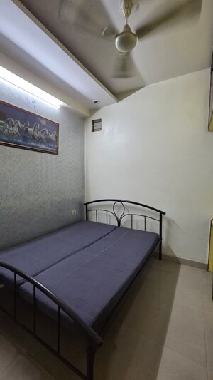 Room in 2 BHK Apartment at Niti Khand – for Rent