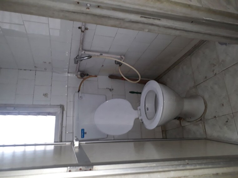 Bathroom, silver-valley-chs-1 1 Bedroom 390 Sq.Ft. Apartment In Santacruz East Mumbai 10534323