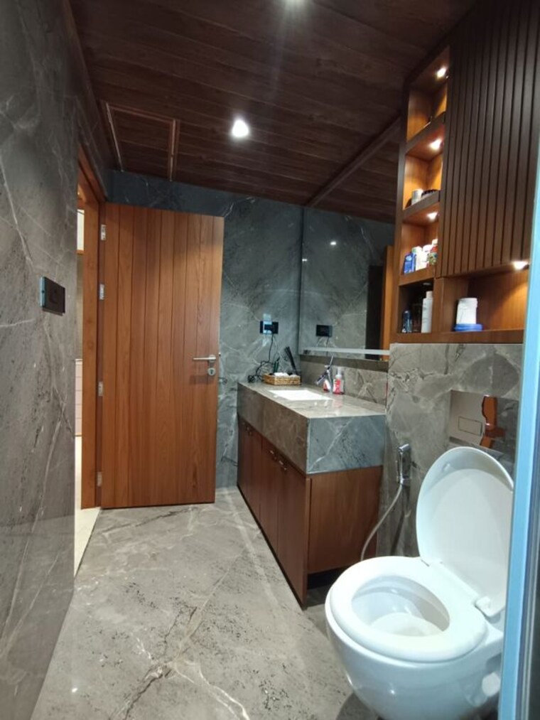 Bathroom, oberoi-maxima 2 Bedroom 1313 Sq.Ft. Apartment In Andheri East Mumbai 10399210