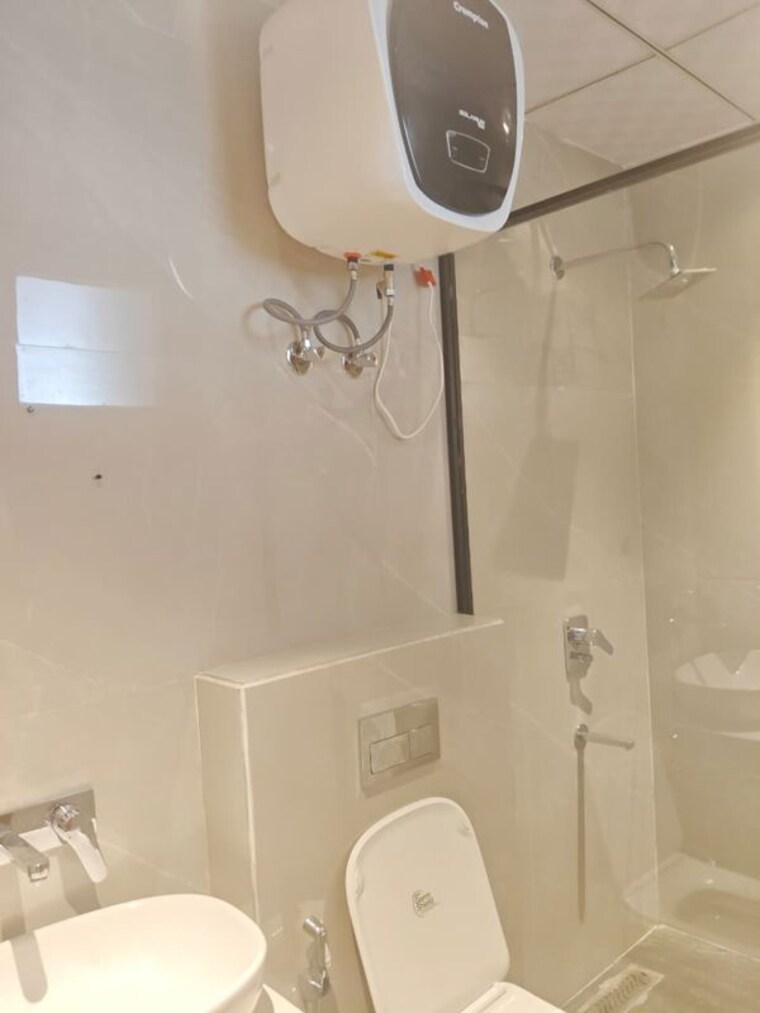 Bathroom, the-ananta-aspire 3 Bedroom 1830 Sq.Ft. Apartment In Utrathiya Zirakpur 10534338