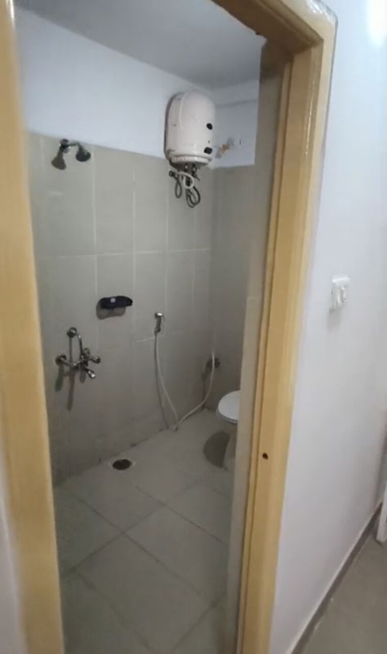 Bathroom, chitrapuri-colony 3 Bedroom 2050 Sq.Ft. Apartment In Manikonda Hyderabad 10534370