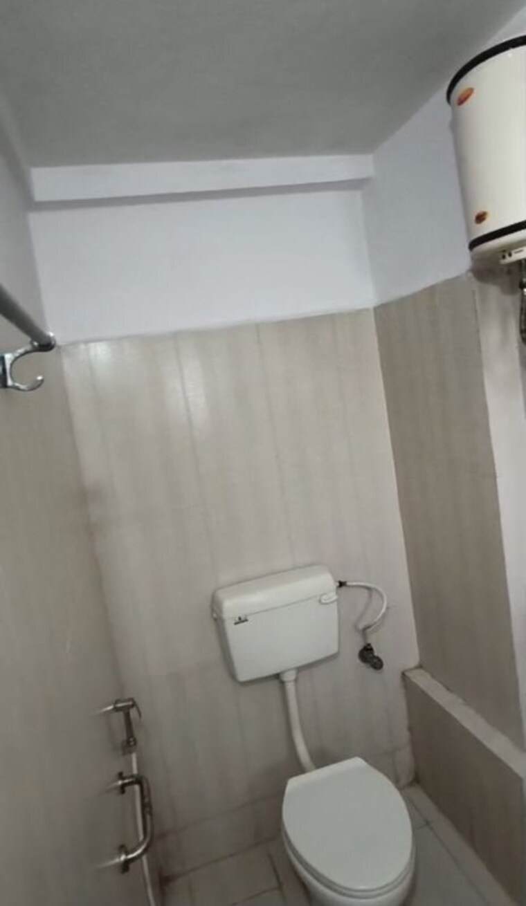 Bathroom, chitrapuri-colony 3 Bedroom 2050 Sq.Ft. Apartment In Manikonda Hyderabad 10534370