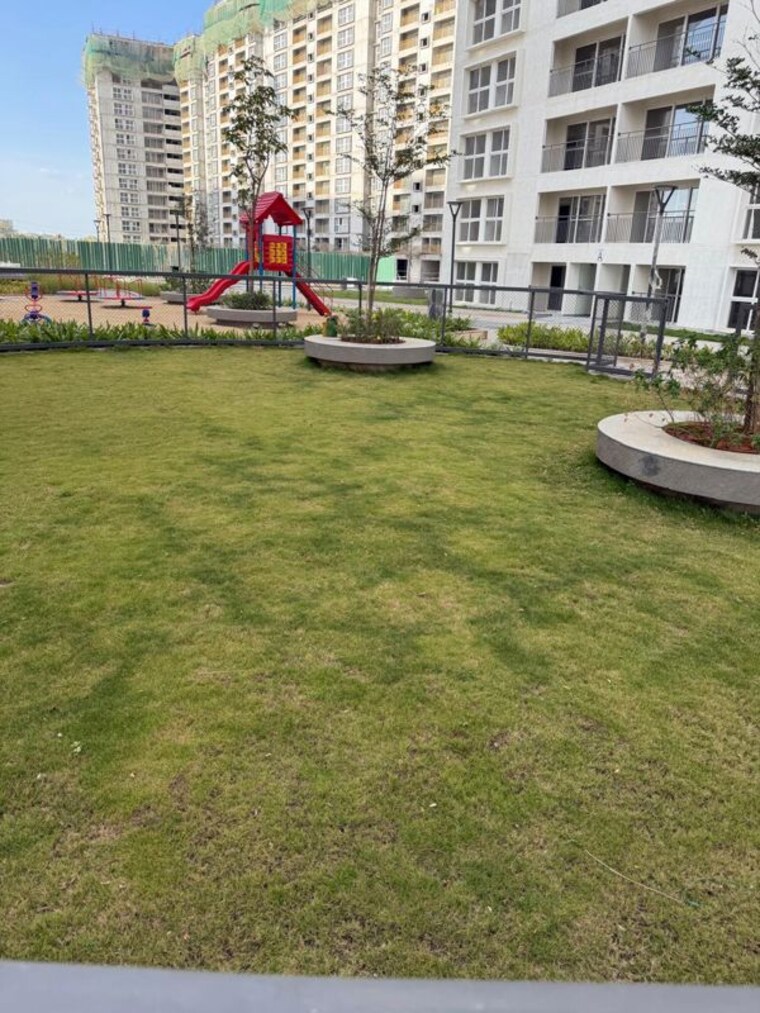 Garden, godrej-splendour 2 Bedroom 998 Sq.Ft. Apartment In Whitefield Bangalore 10534169