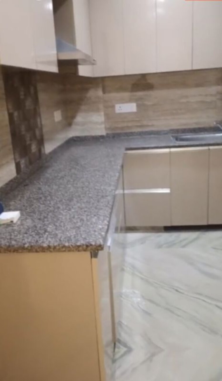Kitchen, lajpat nagar 4 2 Bedroom 1000 Sq.Ft. Builder Floor In Lajpat Nagar 4 Delhi 10534381