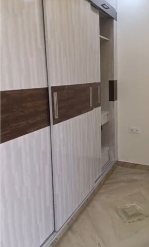 Bathroom in 2 BHK Builder Floor at Lajpat Nagar 4 – for Rent