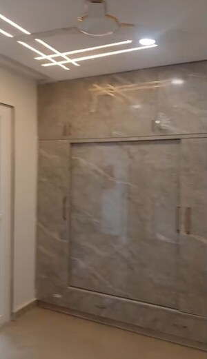 Furnished Amenities in 2 BHK Builder Floor at Malviya Nagar – for Rent
