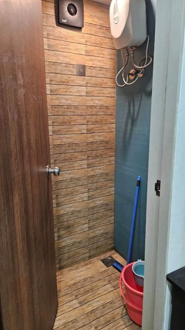 Bathroom, lodha-crown-quality-homes 2 Bedroom 480 Sq.Ft. Apartment In Majiwada Thane 10534395