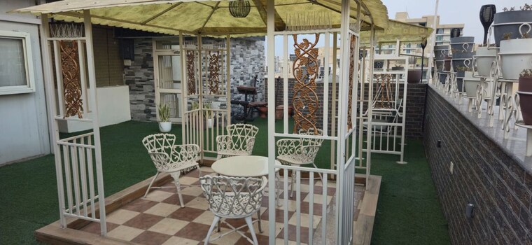 Terrace, aditya-palm-court 4 Bedroom 2600 Sq.Ft. Penthouse In Vip Road Zirakpur 10534404