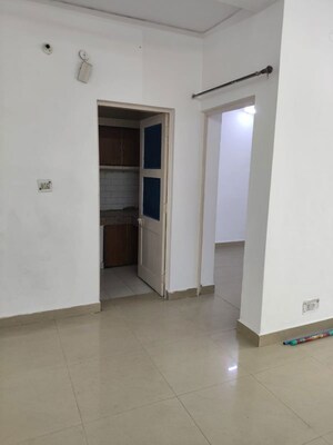 2 BHK Apartment For Rent in Sector 12 Dwarka