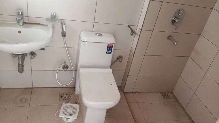 Bathroom, tata-eureka-park 3 Bedroom 1285 Sq.Ft. Apartment In Sector 150 Noida 10534420