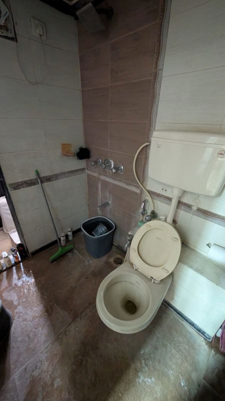 Bathroom, mayfair-sonata-greens 2 Bedroom 800 Sq.Ft. Apartment In Vikhroli West Mumbai 10534398