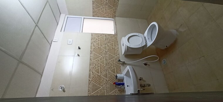 Bathroom, sector 112 1 Bedroom 1000 Sq.Ft. Independent House In Sector 112 Noida 10534436
