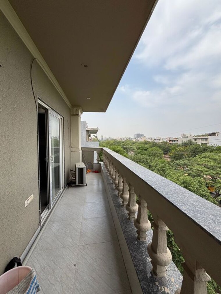Balcony, sector 40 1 Bedroom 680 Sq.Ft. Builder Floor In Sector 40 Gurgaon 10534458