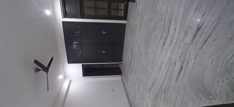 undefined, sector 122 6+ Bedroom 162 Sq.Mt. Independent House In Sector 122 Noida 10534463