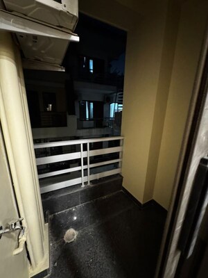 Staircase in 1 BHK Builder Floor at Sector 46 – for Rent