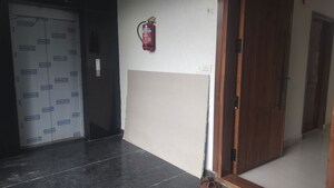 Lift in  Showroom at Jubilee Hills – for Rent