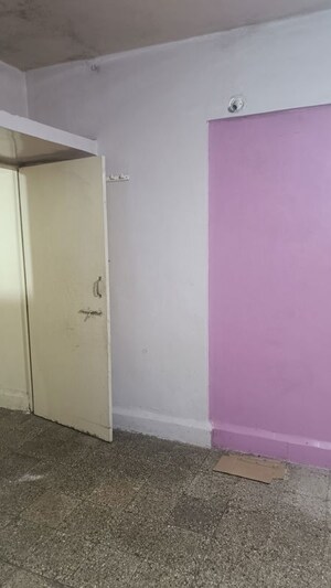 Room in 1 BHK Apartment at Classic Heights Apartment, Balaji Nagar – for Sale