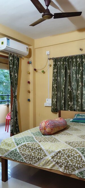 Bedroom in 2 BHK Apartment at Haltu – for Rent