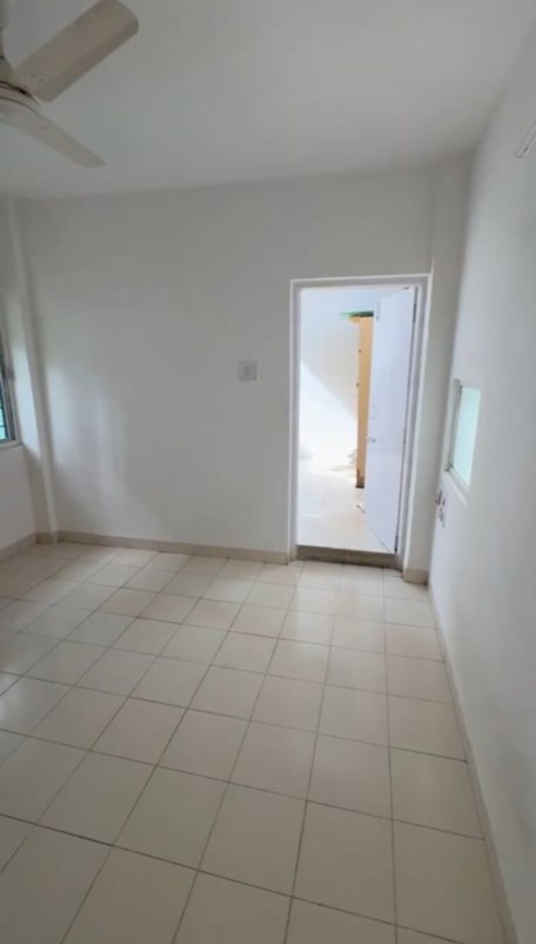 Bathroom, sukhada-apartment-aundh 2 Bedroom 1200 Sq.Ft. Apartment In Aundh Pune 10534556