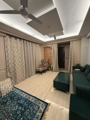 Bedroom in 2 BHK Builder Floor at Saket – for Rent