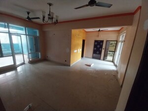 Room in 3 BHK Apartment at Nimbus The Hyde park, Sector 78 – for Rent