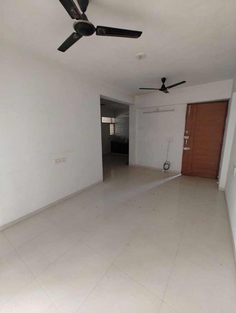 Room, zundal 3 Bedroom 1500 Sq.Ft. Apartment In Zundal Ahmedabad 10534593