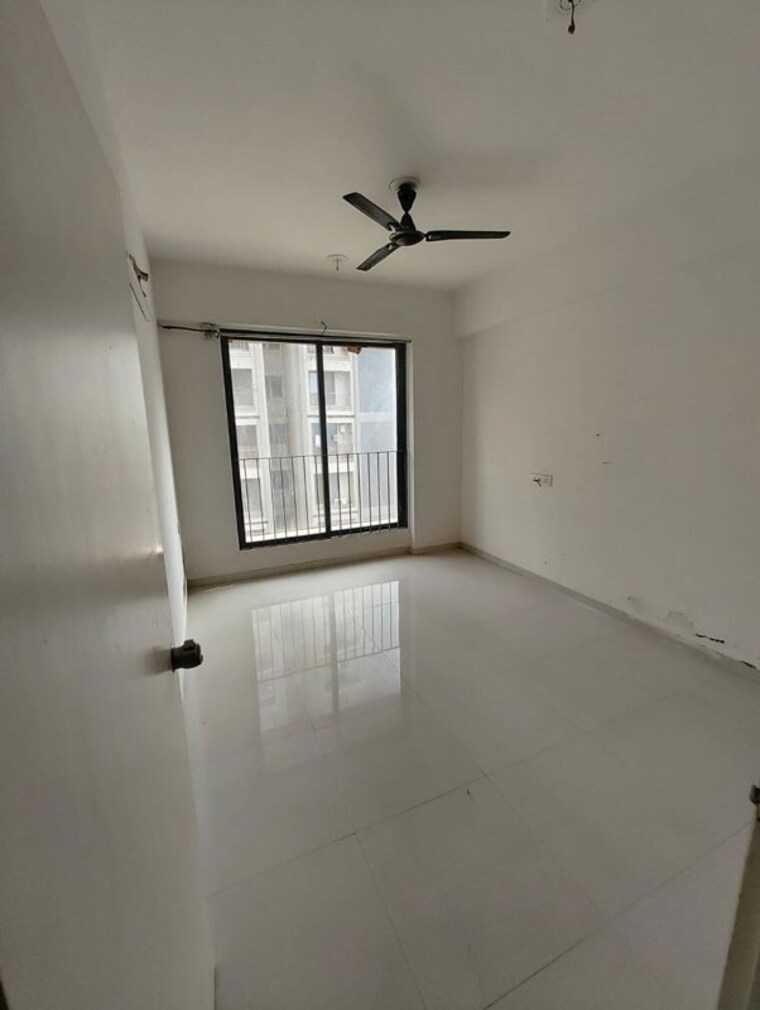 Room, zundal 3 Bedroom 1500 Sq.Ft. Apartment In Zundal Ahmedabad 10534593
