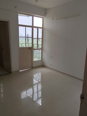 Room in 2 BHK Apartment at Signature Global Solera 2, Sector 107 – for Rent