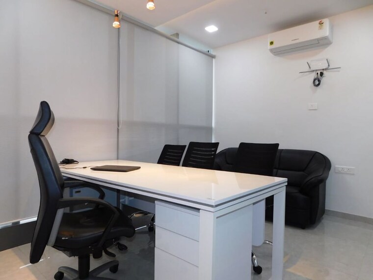 Team Area, sion Commercial Office Space 700 Sq.Ft. In Sion Mumbai 10534673