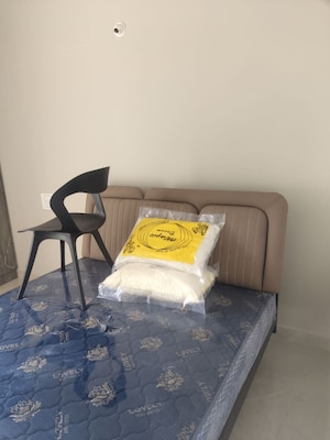 Bedroom in 1 RK Apartment at Sri Sai Residency Kadubeesanahalli, Kadubeesanahalli – for Rent