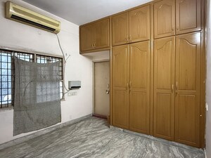 Room in 2 BHK Apartment at Raghavendra Colony – for Sale