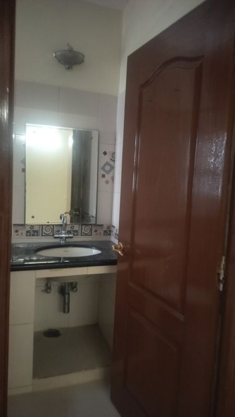 Attached Bathroom, balapur 3 Bedroom 2300 Sq.Ft. Apartment In Balapur Hyderabad 10534746